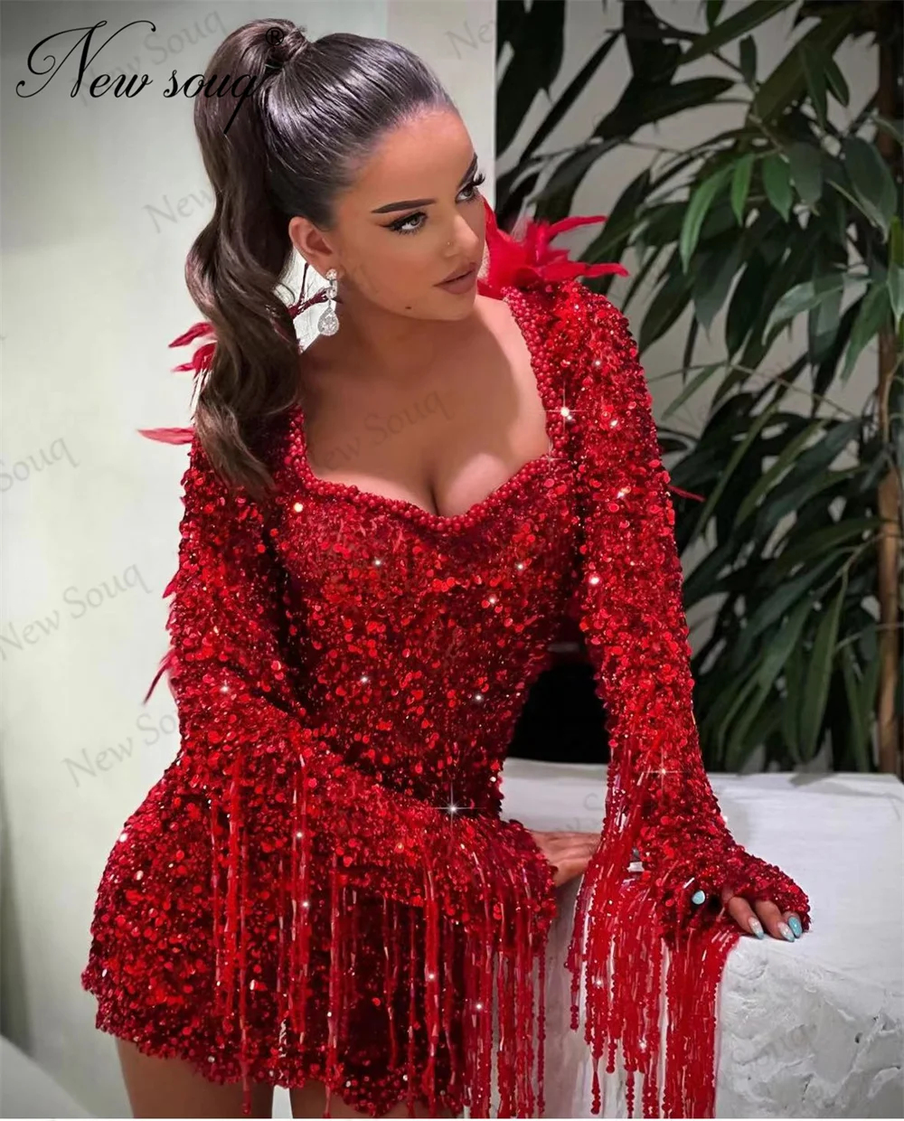 

Velour Sequins Short Cocktail Evening Dresses 2024 Haute Coutures Long Sleeves Tassel Party Clubbing Gowns Graduation Dress