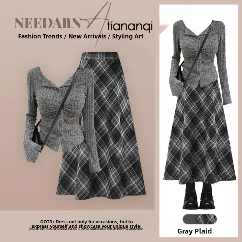 

Elegant Knitted Top And High Waist Plaid Skirt Set for Women Autumn Fashion Casual Style Slimming Effect Two Piece Suit