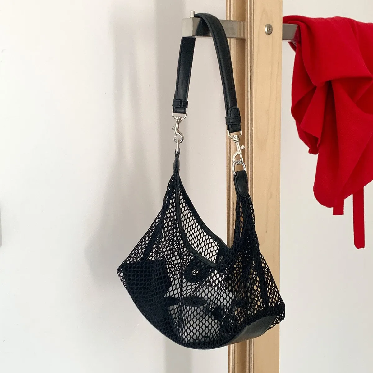 

Hollow Fishing Net Design Shoulder Bag Summer Mesh Woven Bags for Women Handbag PU Leather Patchwork Grid Beach Bag NEW Purses