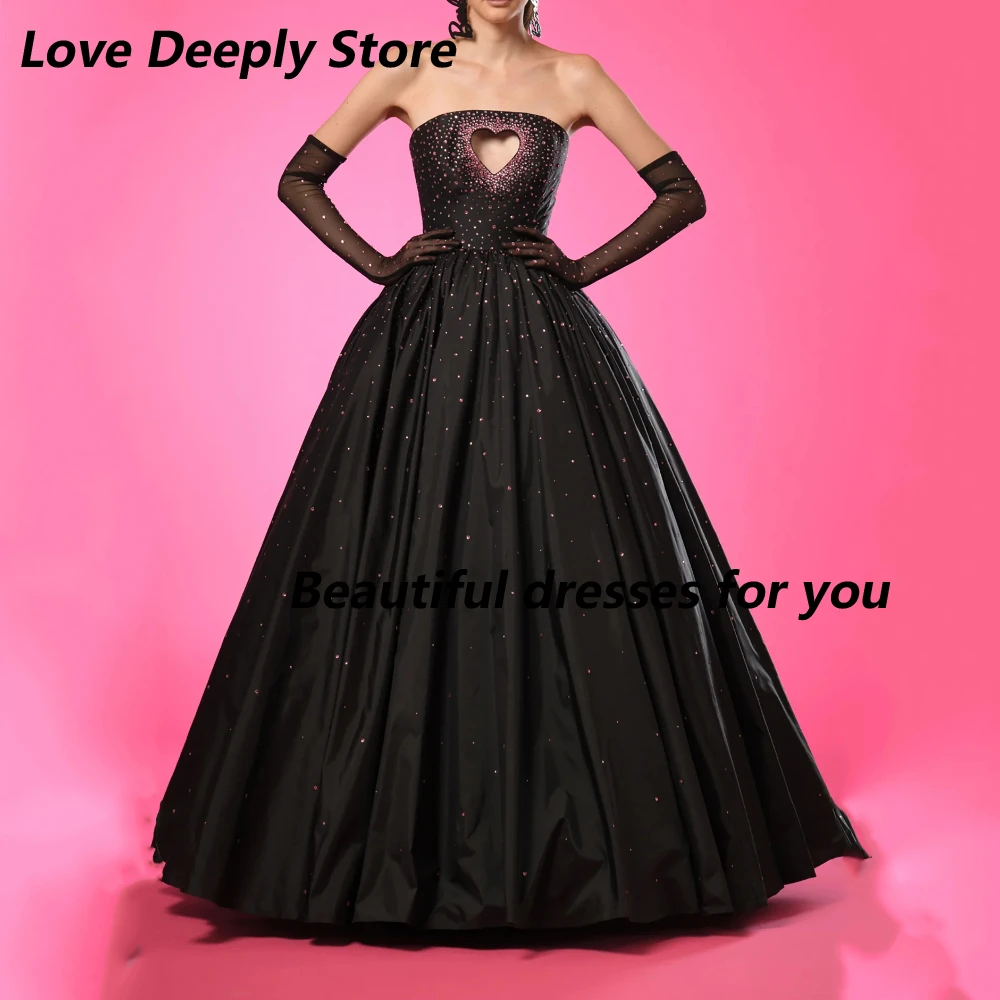 

Customized Black Plus Size A-line Sweep Train Strapless Prom Gowns with Crystal Decosation Evening Dresses Formal Party Dress