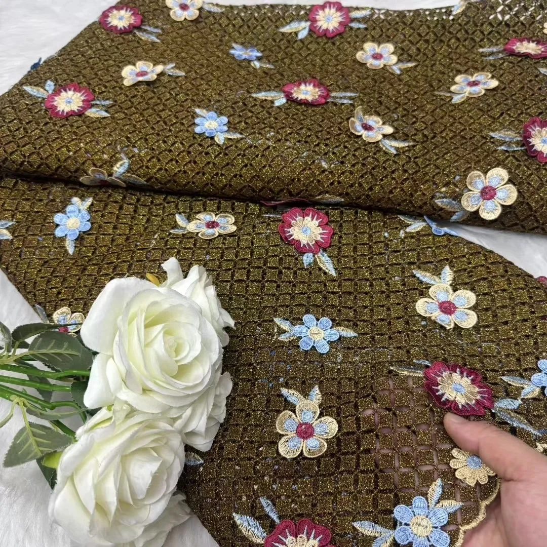 Tecido de renda solúvel em água bordado 3d nigeriano tecido de renda guipure africano para costurar vestidos femininos mais recentes costura