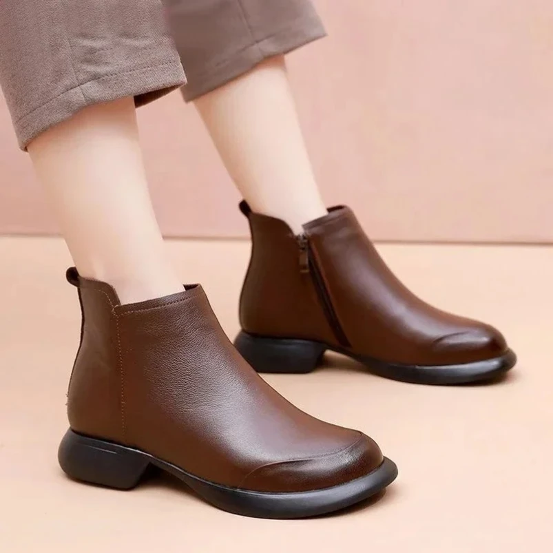 

2025 New In Women's Boots 3cm Retro Natural Genuine Leather Snow Ankle Flats Autumn Winter Zip Women Soft Rubber Plush Shoes