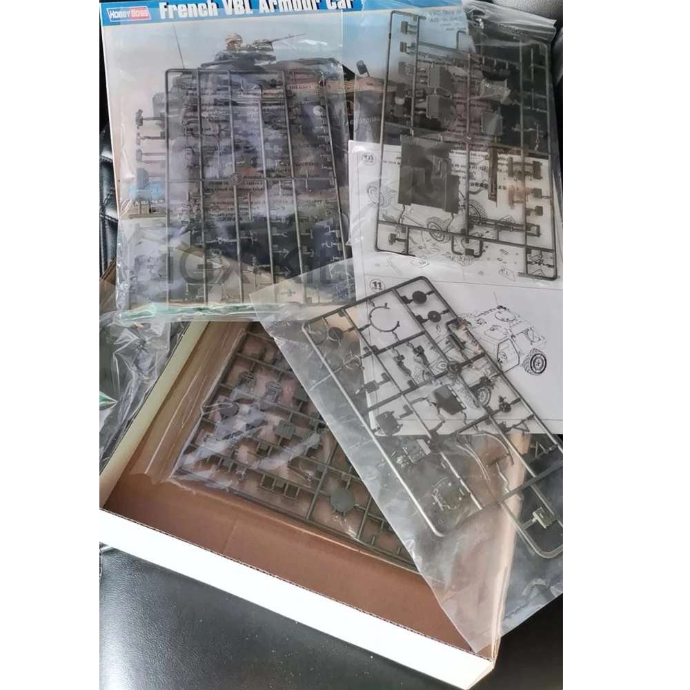 

Hobbyboss 83876 1:35 Scale French VBL Armored Car Vehicle Plastic Model Building Kit Hobby Craft Modeling Toy