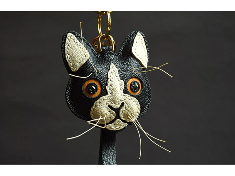 Handgefertigter Leder-Schwarzkatzen-Taschenanhänger Schlüsselanhänger Schwarz-Weißes Katzengesicht Schlüsselring mit Geschenkbox – Detail 1