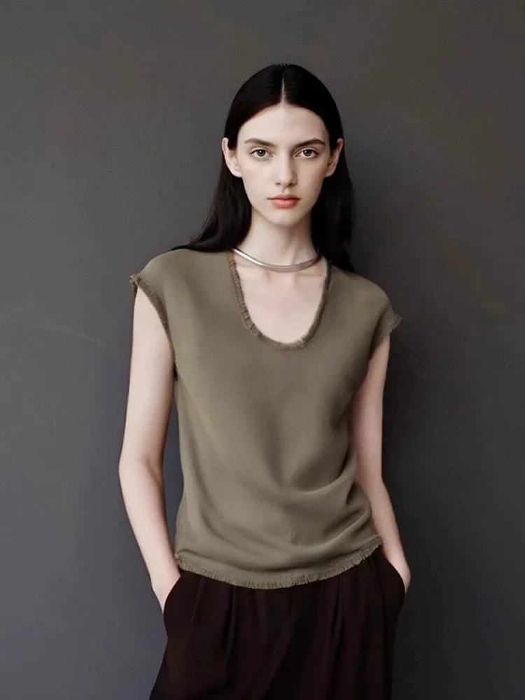 

Модный летний вязаный жилет 2025 года: женский повседневный универсальный топ от европейского люксового бренда, простой дизайн, для работы и отдыха