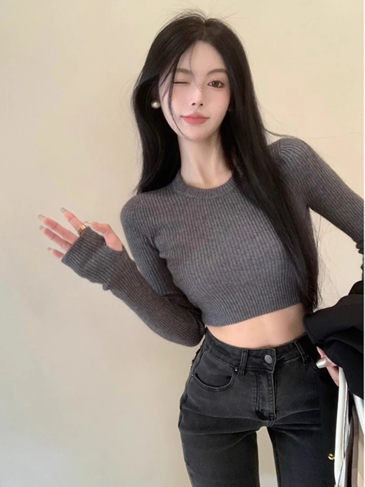 

Spicy Short Sleeve Long Knitted Sweater round Neck Slim Fit Base Shirt Women's Autumn Winter Inner Wear Versatile Small Size
