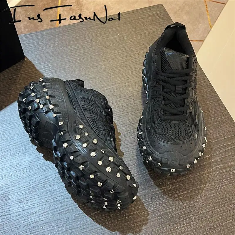 Large Size Metal Rivet Men Sneakers All Match Increasing Casual Trainers Designer Luxury Brand Runway Unisex Shoes Male Concise