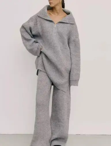 

2025 Autumn/winter New Fashion Solid Latest Hot Selling Style Color Half Pull Chain Neck Solid Color Casual Pants Two Piece Set