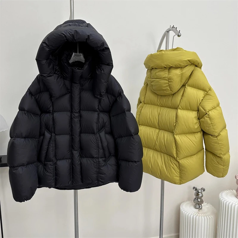 Jaket Bulu Angsa Putih Berkualitas Tinggi untuk Wanita, Model Minimalis Tebal dan Hangat dengan Tudung, Serbaguna untuk Gaya Kasual, Model Bread Coat