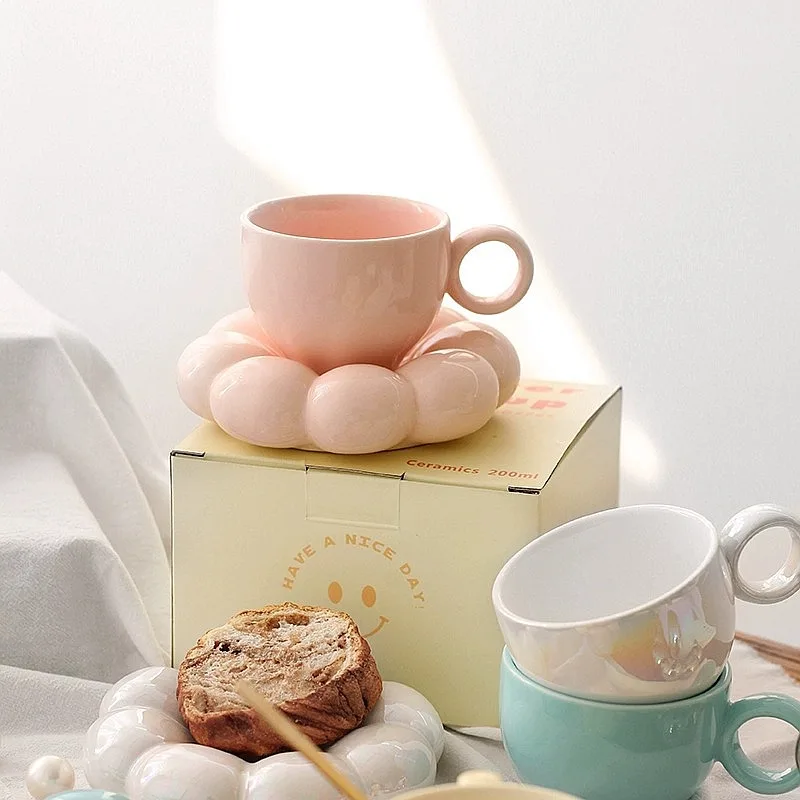 Nordic Unique High Appearance Creative Cloud Shape Chubby Coffee Cup Saucer Gift Box Set For Birthday Present Porcelain