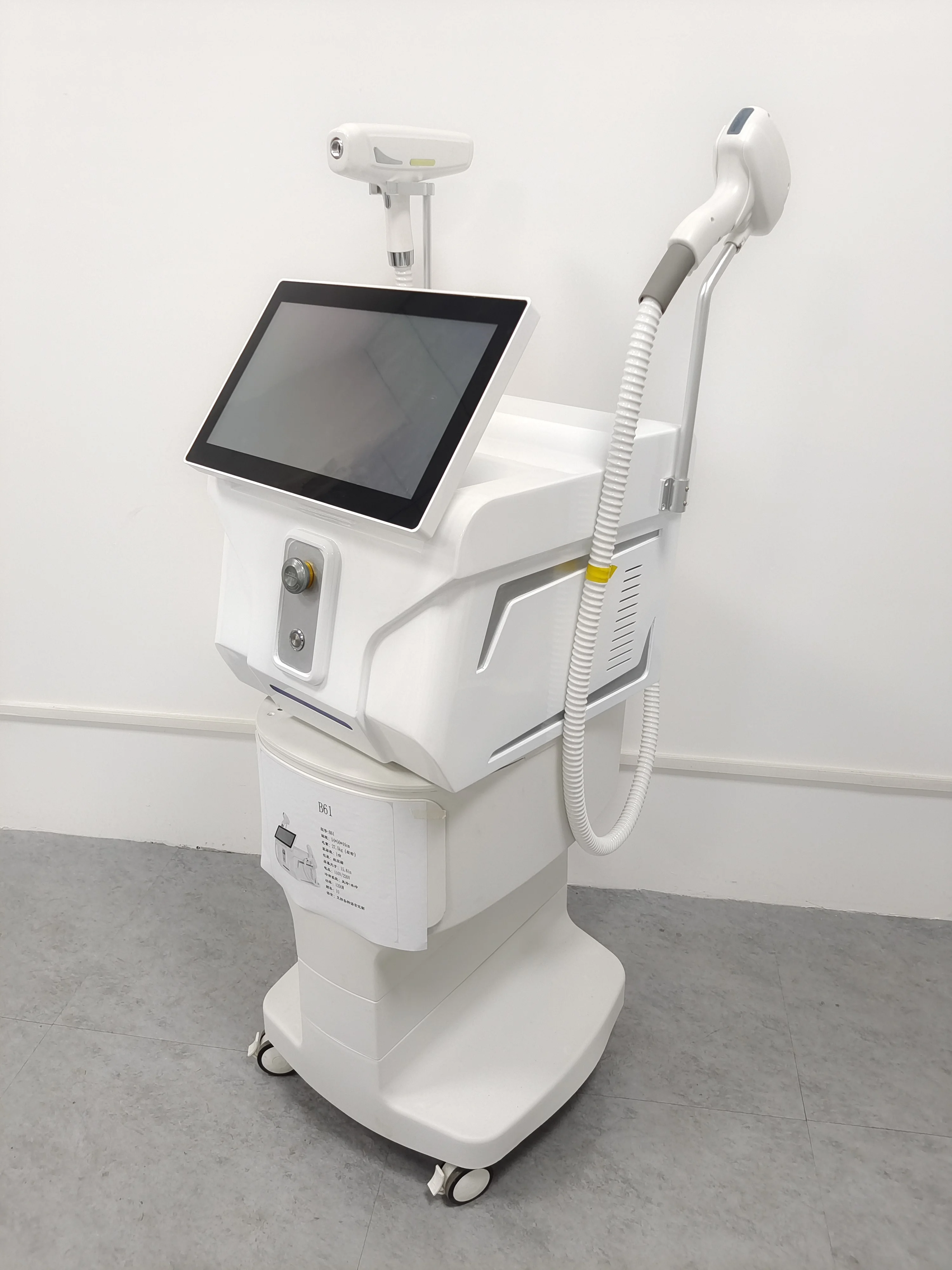 11.11 سوبرانو تيتانيوم 2in1 FAC التكنولوجيا الجديدة ديود جهاز إزالة الشعر بالليزر 4000 واط 755 808 1064nm حل دائم غير مؤلم