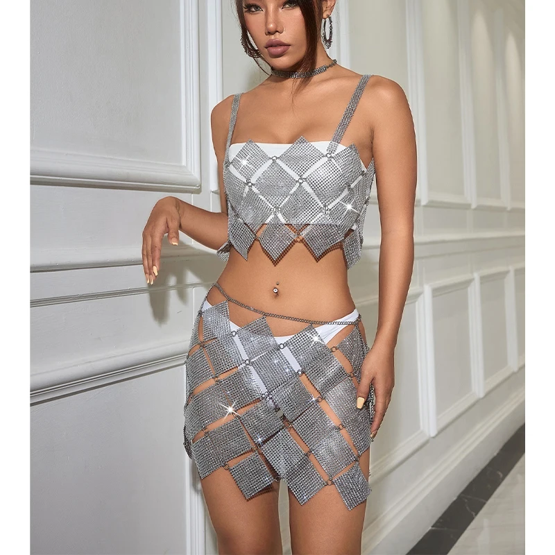 2024 Diamond Hollow Out Crop Top And Skirt For Nightclub Women Silver Rhinestone Chain Two-Piece Set