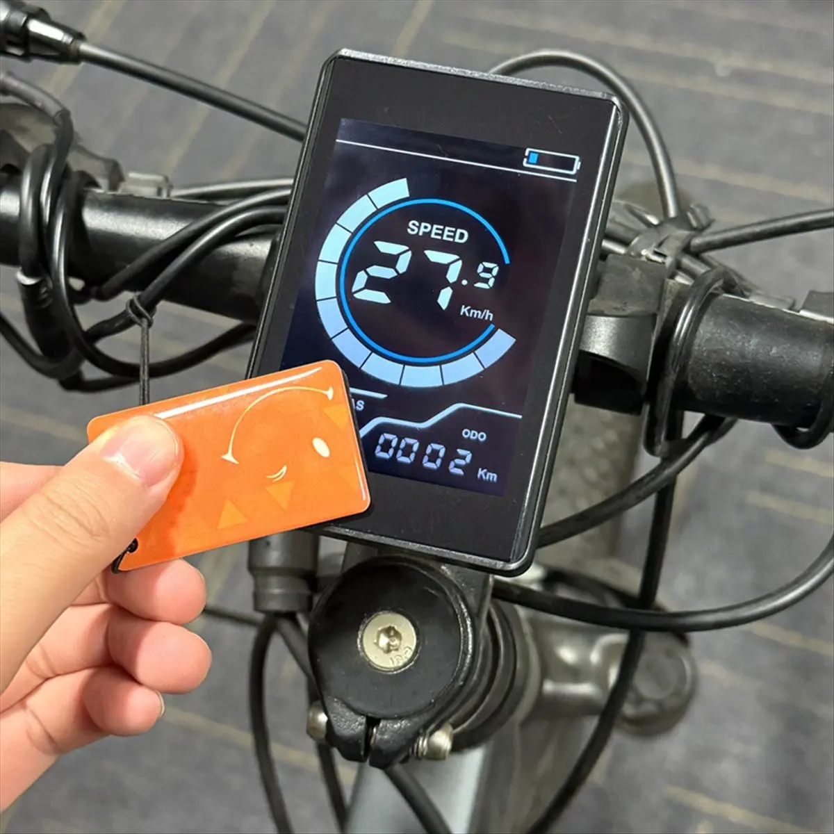 

Cycling Display Meter with 2 NFC Cards 5 Pin Water Proof Inductive LCD Control Panel for Electric Bikes Scooters