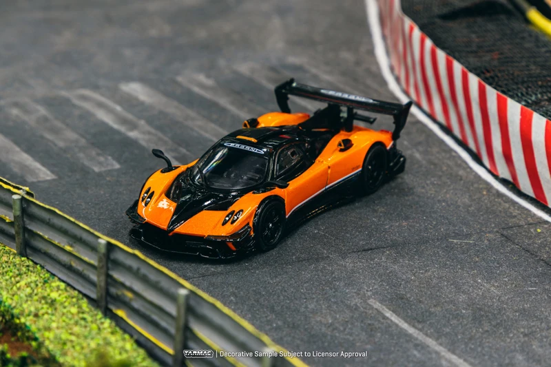 Tarmac Works 1:64 Pagani Zonda Revolucion Arancio Saint Orange black Diecast Model Car