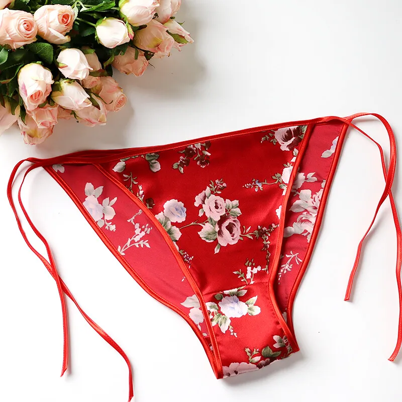 3pcs/lot Mid waist mulberry silk female panties female pure silk trigonometric panties lacing female panties