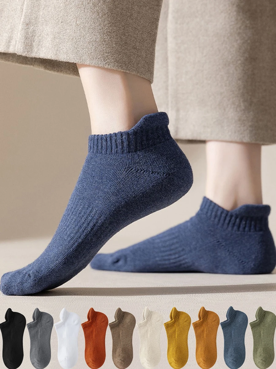 

Sport Socks Casual Fashion Solid Color Low Cut Ankle Socks Breathable Odor Proof and Antibacterial
