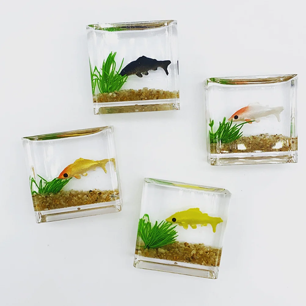 

2Pcs Miniature Fish Tank Lifelike Small Aquariums Mini House Decor Tiny Desktop Decoration DIY Craft Station Miniature Fish Tank