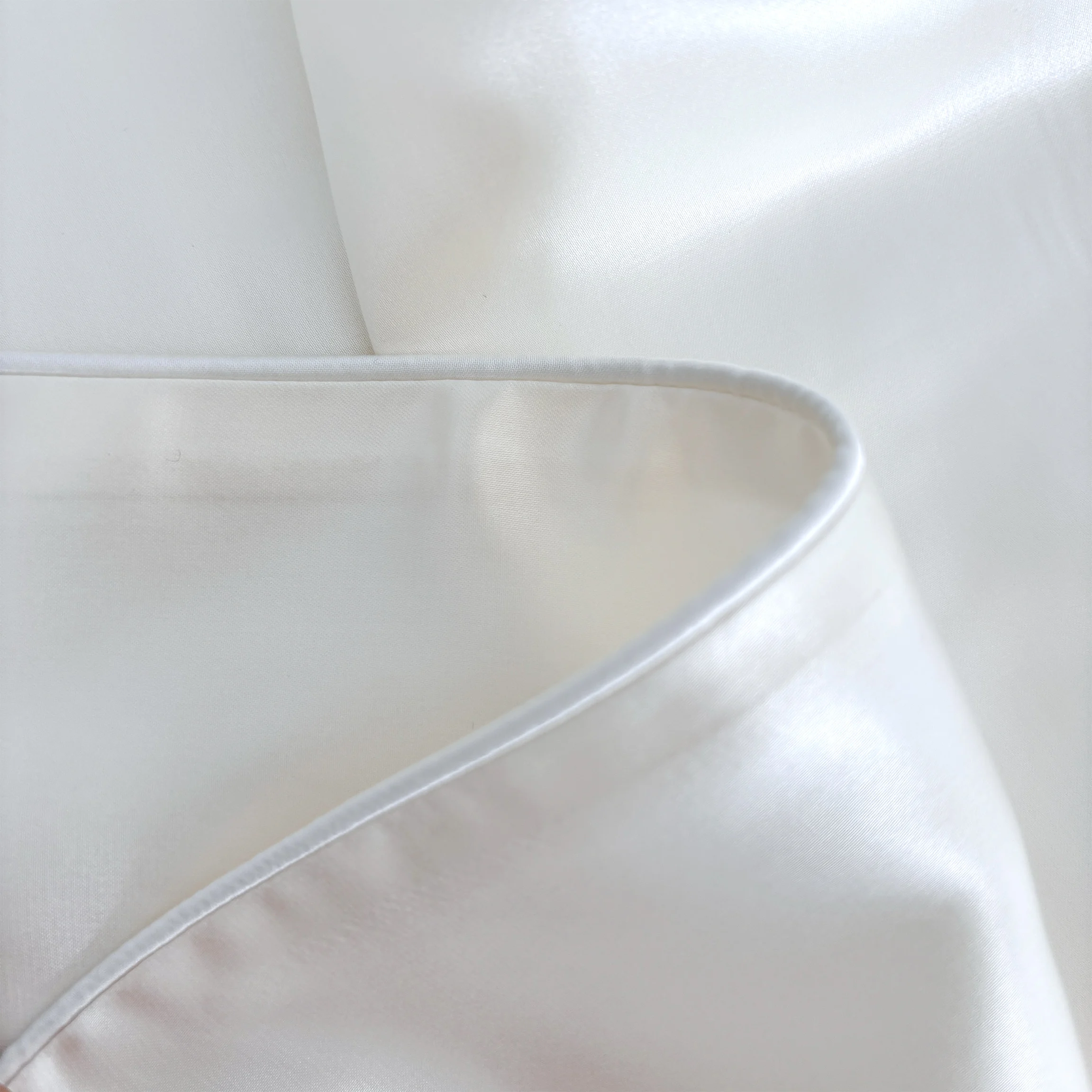 عرض خاص مجموعة هدايا على الطراز الحديث مخصصة 19 مم 100% كيس وسادة من حرير التوت قناع عين للنوم الحريري #4