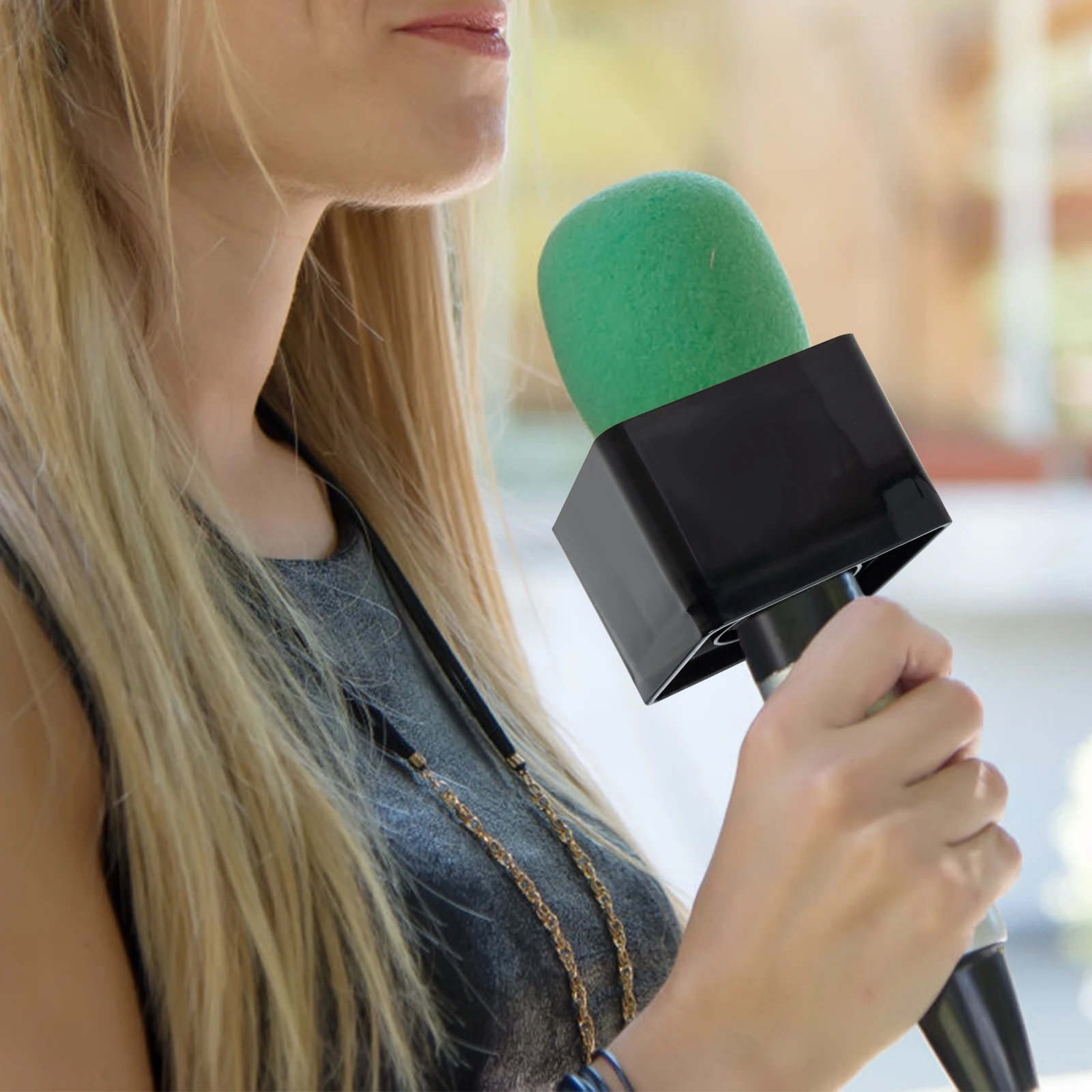 

2Pcs Black Square Cube Shaped Mic Logo Station Impact Resistant Microphone Flag for Reporters Outdoor Interview Tool