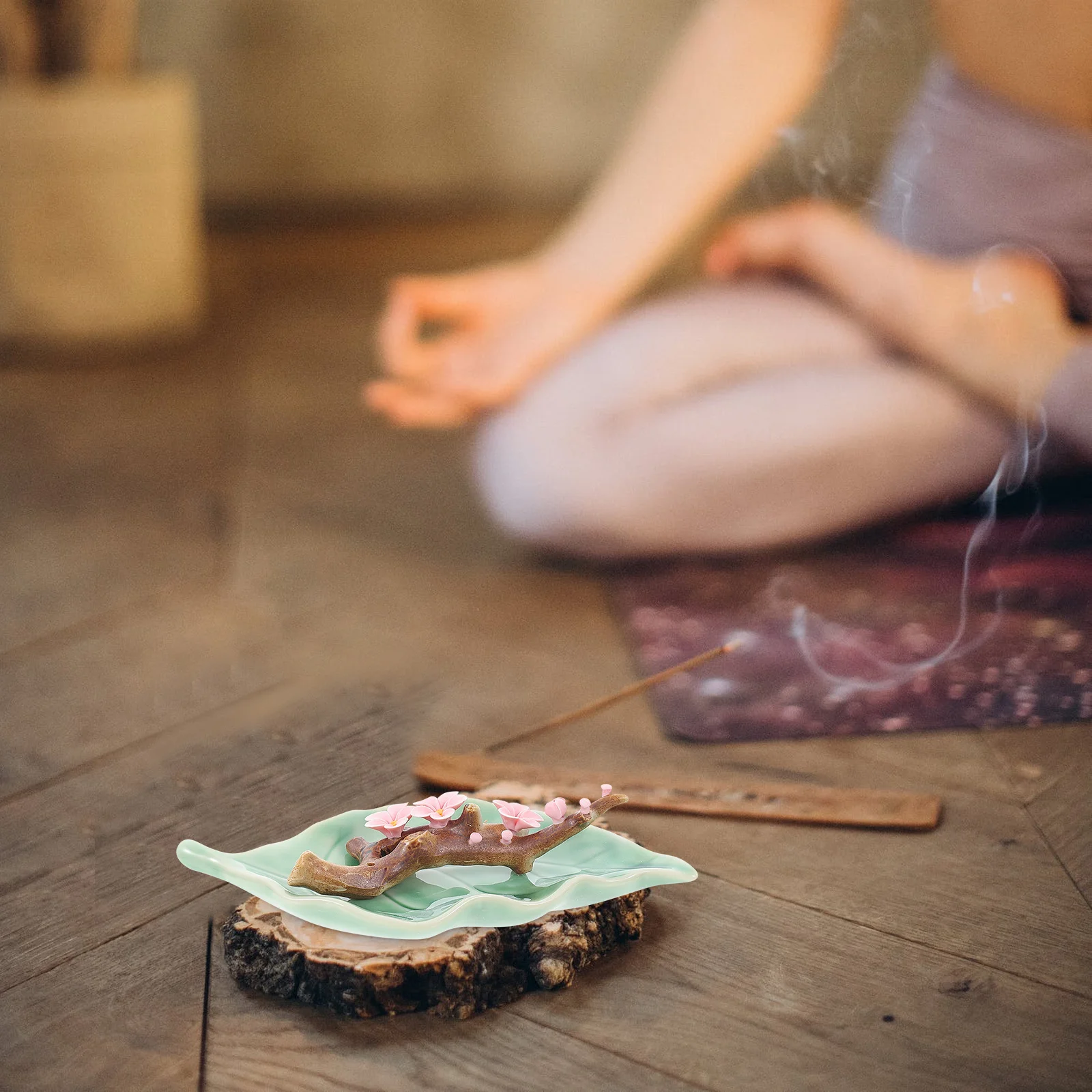 

Ceramic Incense Burner with Plum Blossom Pattern Multi Functional Home Decor for Dining Room Study Relaxation Aroma Experience