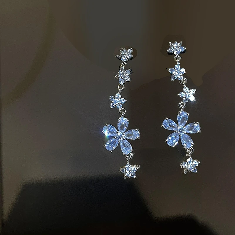 

Женские серьги-гвоздики