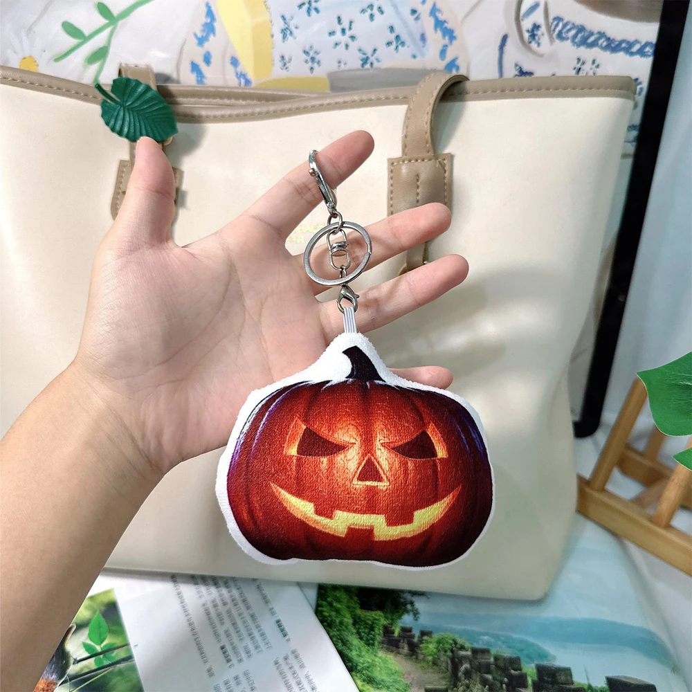 Funny 10cm Pressing Can Make Sound Halloween Horrible Pumpkin Style Plush Toys Keychain Plushie Doll Bag Pendant Christmas Gift