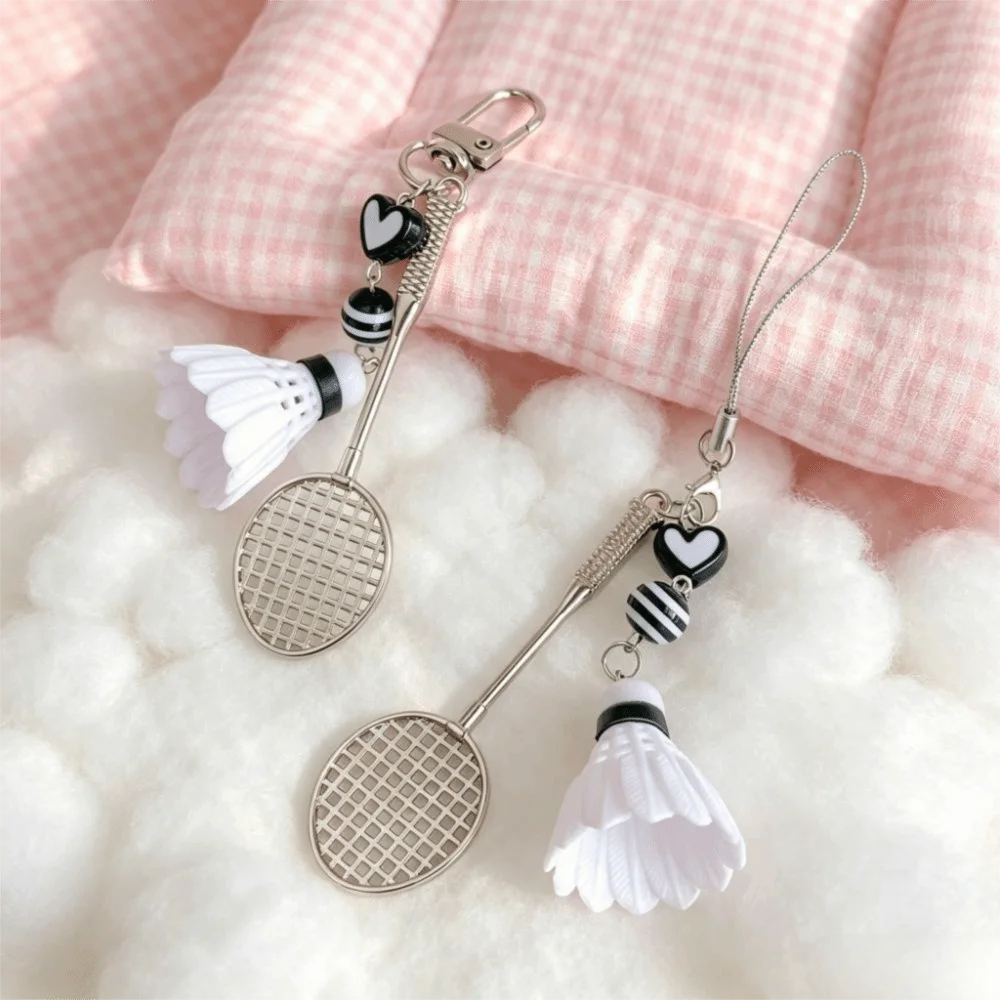 Mini Size Badminton Keychain Exquisite Workmanship Novelty Shape Badminton Racket Keychain Simple Shape Creative Design