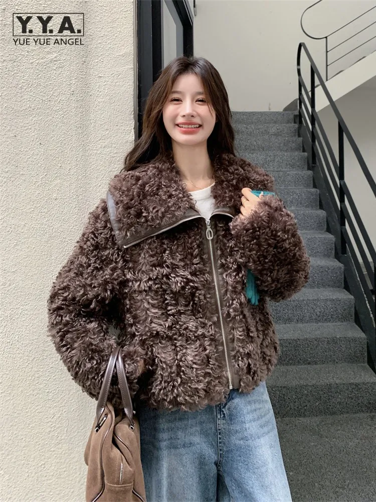

2025 Новая женская модная зимняя кофейная куртка из искусственной кожи с отложным воротником на молнии, повседневная верхняя одежда, свободная посадка, женское меховое пальто