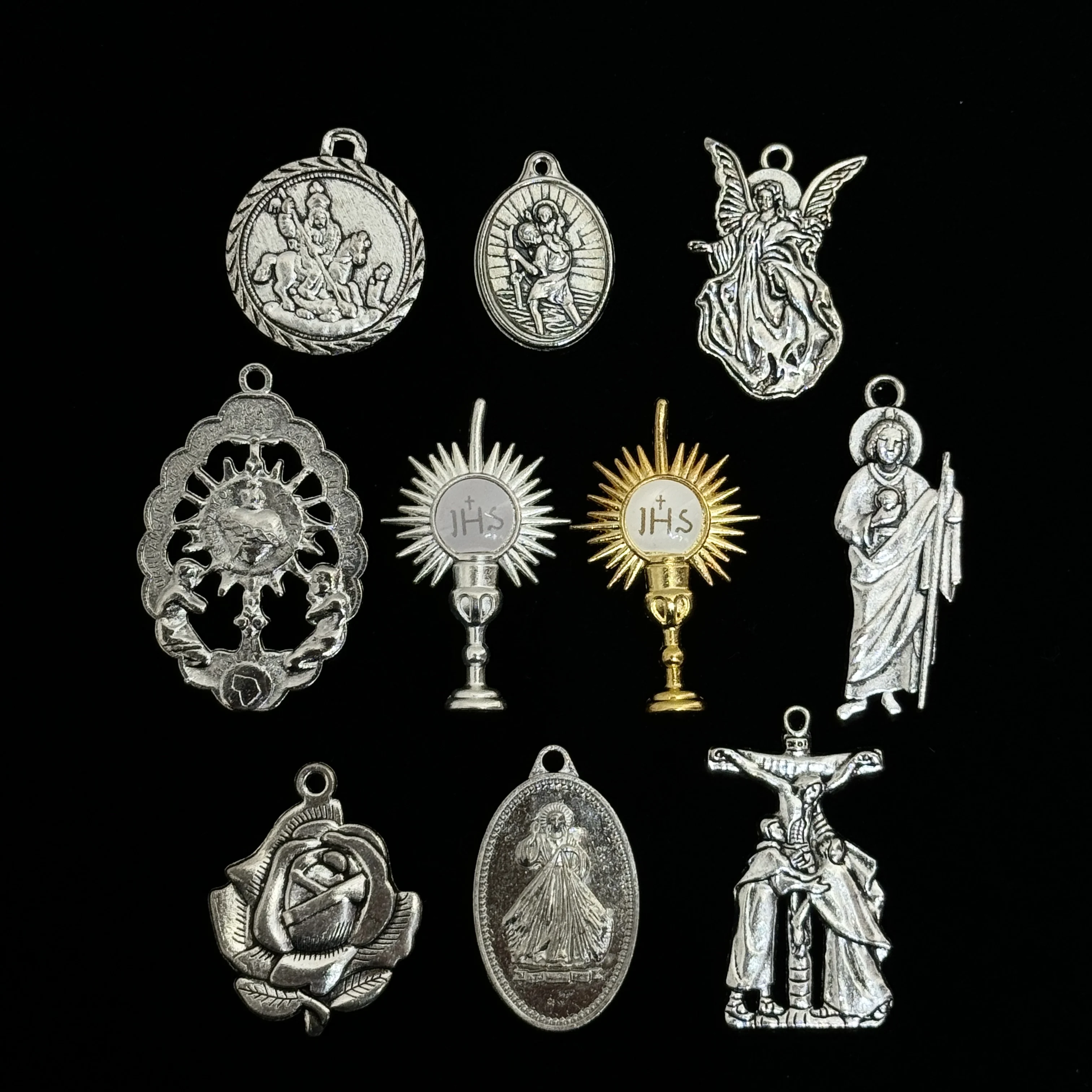 10 piezas de dijes de medalla católica de San Jorge, Miguel, José y crucifijo para joyería de rosario DIY, estilo único por paquete