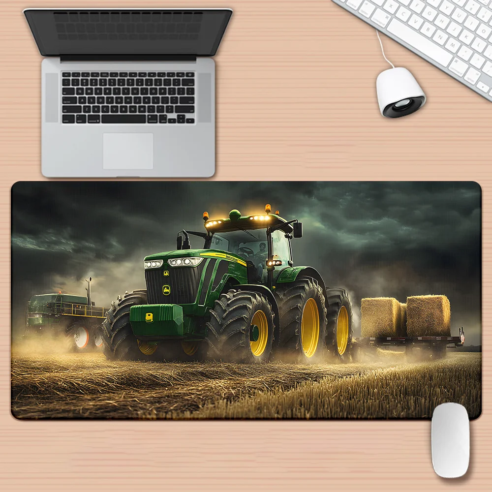 Extra Large Gaming Mouse Pad, Gaming Accessories, High Definition Printing Tractor Design, Suitable for Gaming and Office Use