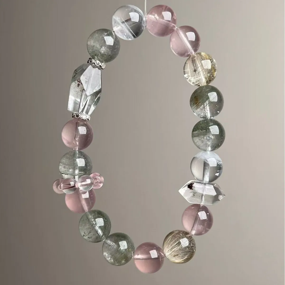 

Natural Duobao Crystal Bracelet, Green Ghost, Golden Hair Crystal, Pink Crystal, Light Luxury Fashion Bracelet