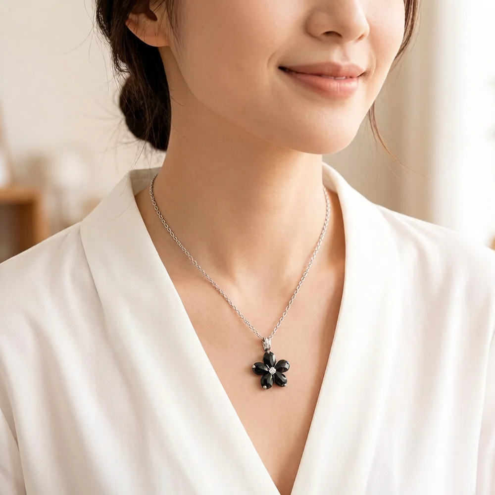 Necklace Black Petals Flower Summer Brand New Romantic Fine Jewelry Europe 925 Sterling Silver Gift For Women