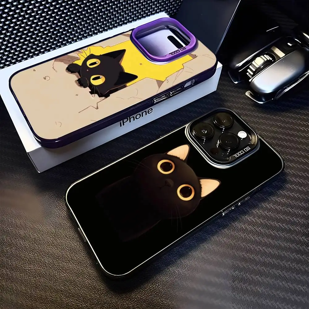 

Destruction of wall cats Phone Case For iPhone17,16,15,14,13,12,11 Plus,Pro Max Purple Matte Shockproof Cover