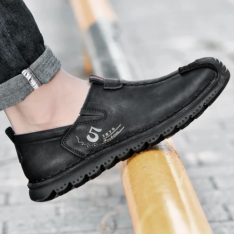 New Big Size Men's Shoes Split Leather Men Casual Shoes Fashion Top Quality Driving Moccasins Slip On Loafers Men Flat Shoes