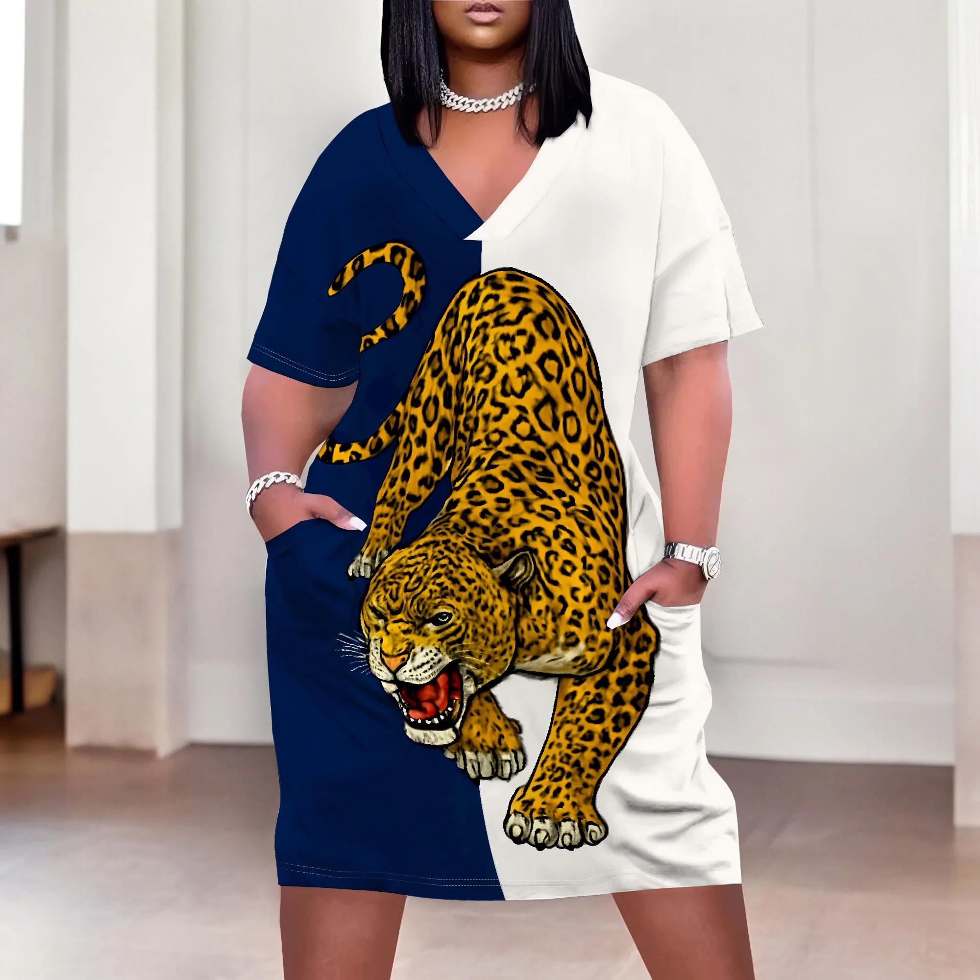 

Plus Size Leopard Graphic Dress XL-6XL Split Color Urban Casual Streetwear for Black History Month or Summer Festival