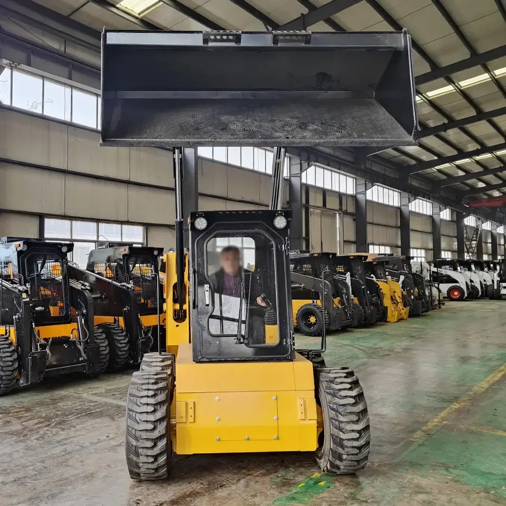 Fabbrica di macchinari personalizzati Euro 5 CE EPA piccolo caricatore Mini Skid Steer Loader 500kg 800kg Skid Steer Track Loader in vendita