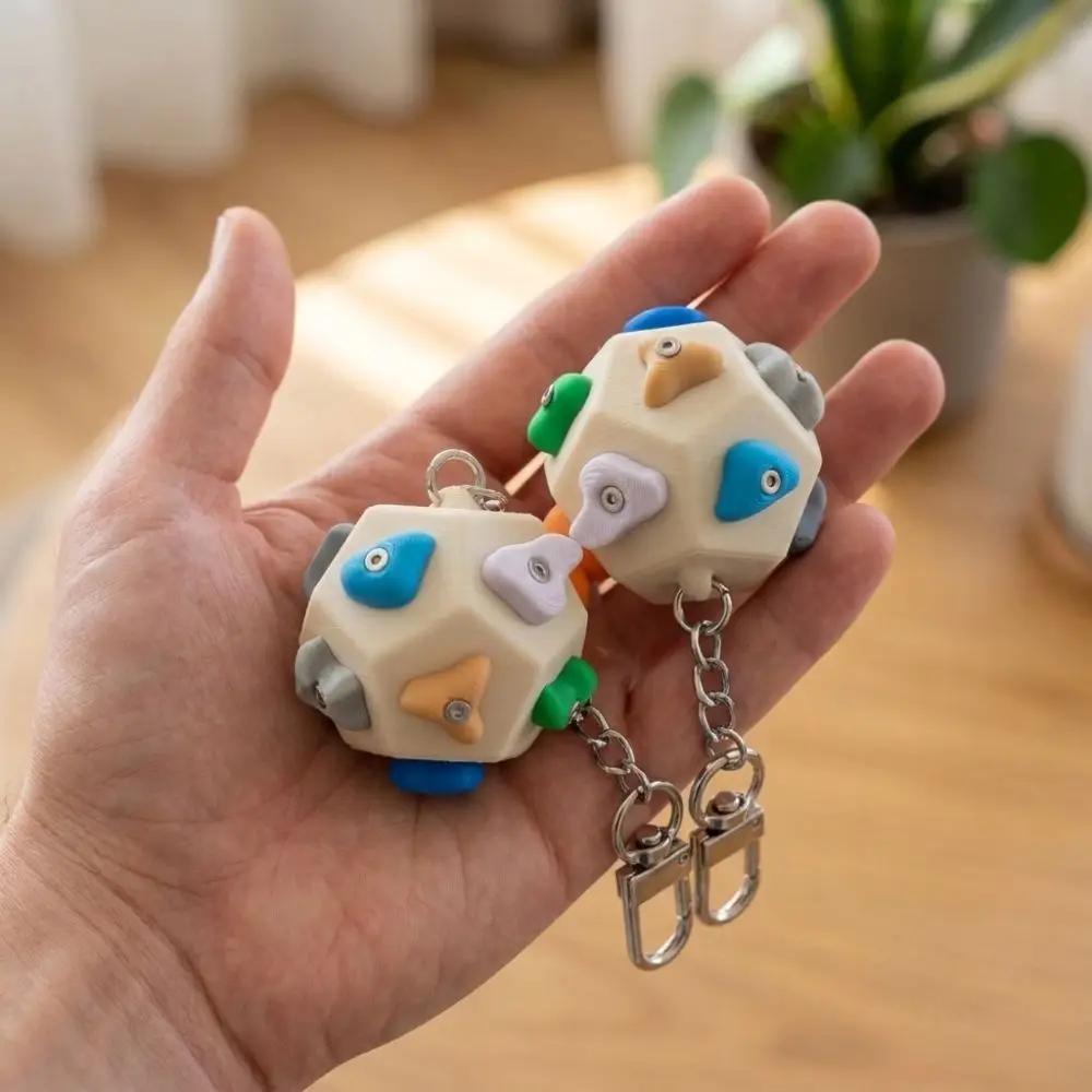 3D Printed Mini Climbing Hold Keychain Handmade Detachable Boulder Climber Enthusiast Keyring Fun Fidget Realistic