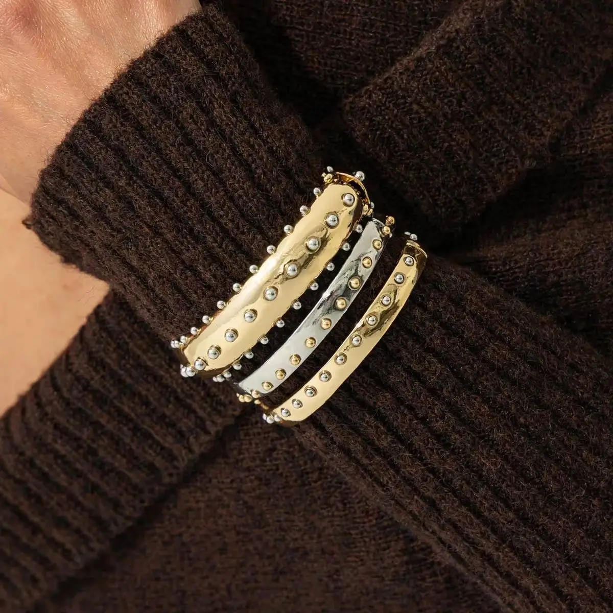 

PuRui 3 Pcs/Set Women's Retro Rivet Metal Spring Open Bracelet Sweet Cool Style Fashion Bangle Hand Jewelry Accessory