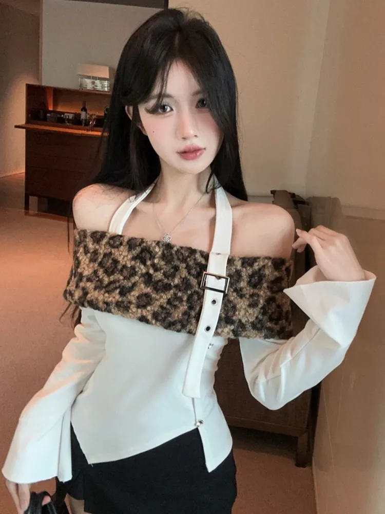 

Spicy Girl Style Short Thickened Fleece Lined Shoulder Bared One Shoulder Splicing Hanging Neck Type Tiger Print T Shirt