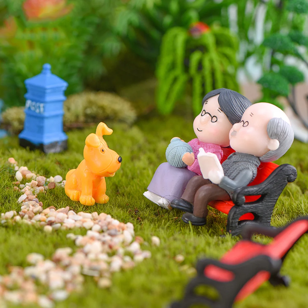 

2Set Grandma Grandpa Statue Chair PVC Romantic Lovers Cake Desktop Car Succulent Bonsai Ornament Decorative Durable Gift