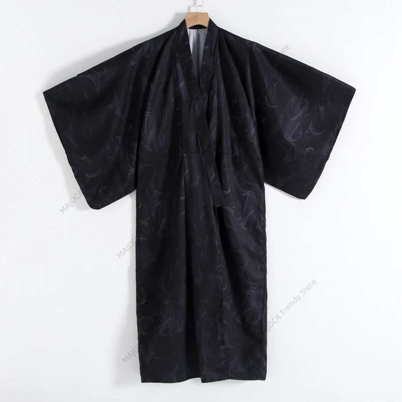 Japanese Kimono Robe for Men Traditional Yukata Samurai Costume Wrinkle-Free Perfect for Cosplay Photo Shoot Travel
