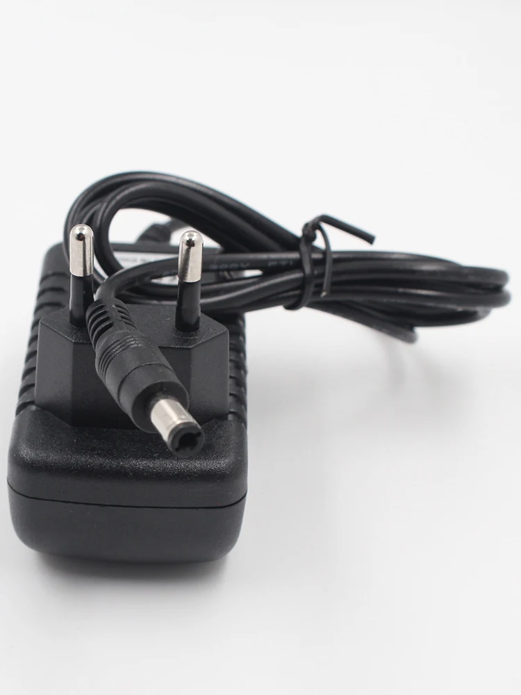Zdjęcie 7: AC 100-240V DC 9V 100MA 200MA 300MA 400MA 500MA 600MA 700MA 800MA 900MA 1A Zasilacz DC 3.5*1.35MM Zasilacz
