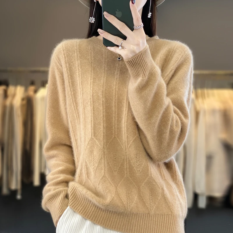 

New 100% pure wool round neck sweater in autumn and winter with jacquard thickening and loose long-sleeved knitted bottoming shi