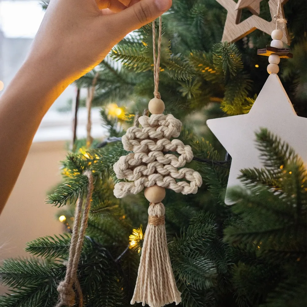 Boho Christmas Decor Pendant Handmade Wall Art Macrame Xmas Holiday Wall Decor Cotton Hanging Ornament Macrame Chrismas Tree Gif