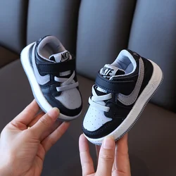 Spring and autumn baby casual white shoes 0-2 years old soft sole baby shoes toddler shoes children's anti-skateboard shoes