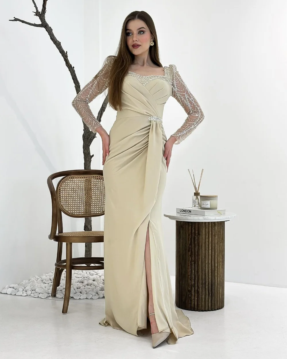 

Customized Fashion Sparkle Chiffon Rhinestone Beading Sequined Ruched Straight Square Neck Long Dresses Bespoke Occasion Dresses