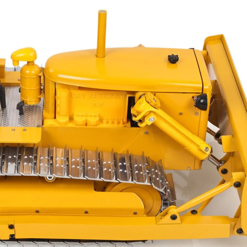 

New D7 CNC RC Hydraulic Bulldozer Heavy 1/14 Metal Dozer Model Light Sound Set RTR Remote Control Truck Vehicle Cars Machine Toy