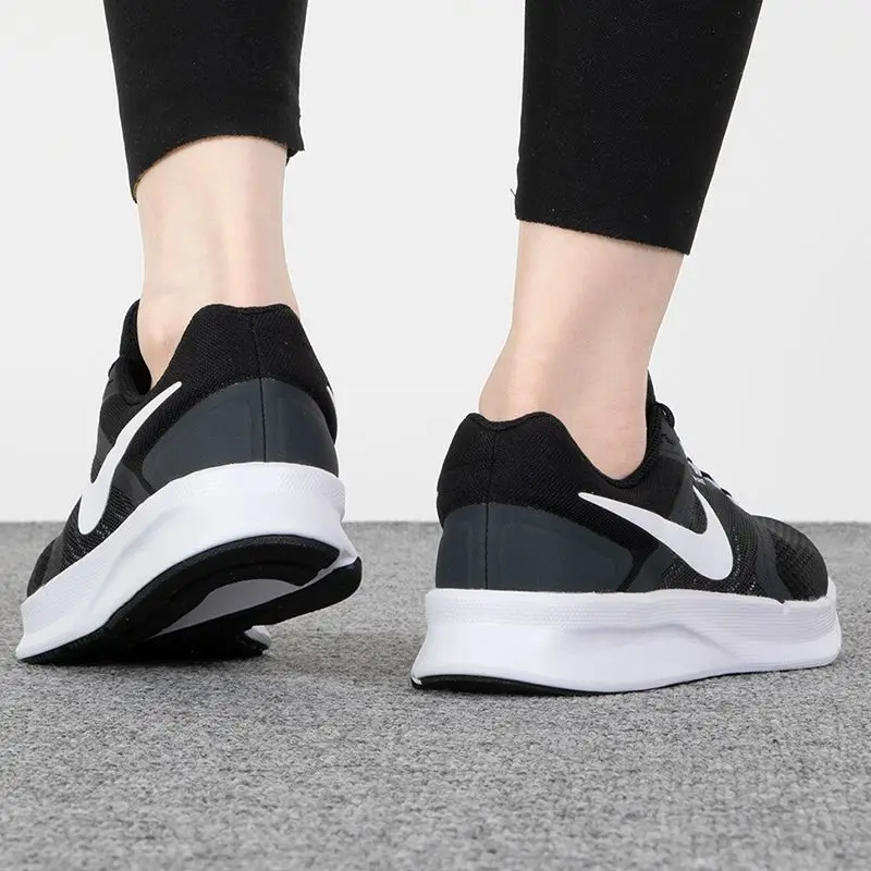 Nike women's shoes 2024 fall new sports and leisure comfortable 100 lightweight breathable running shoes DR2698-002 image 3