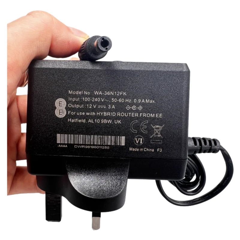 Genuine UK Plug AC Adapter 12V 3A EE WA-36N12FK Charger For HYbrid Router Formee Power Supply 5.5*2.5mm