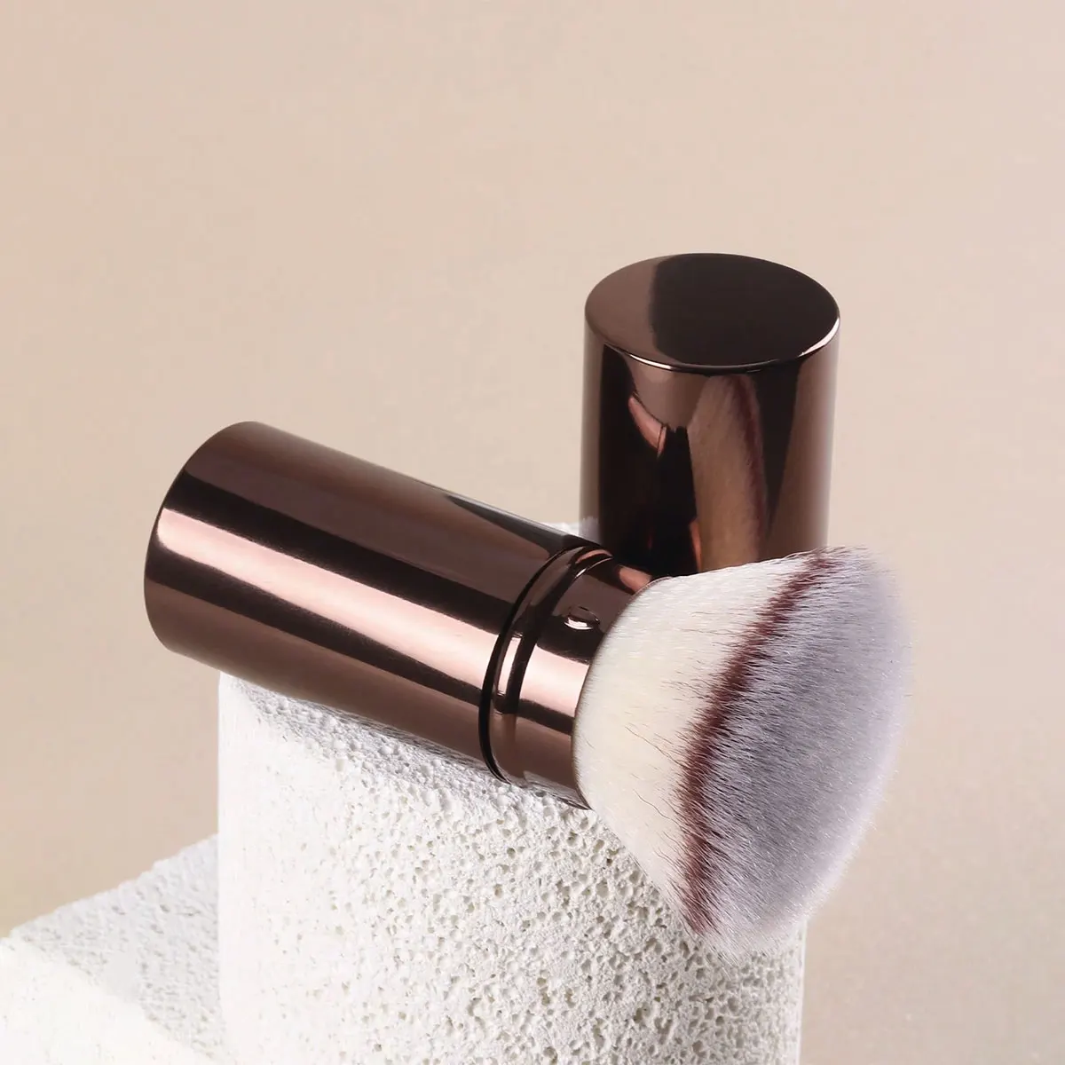 1 قطعة فرشاة احترافية قابلة للسحب للوجه، فرشاة أحمر الخدود، فرشاة كريم الأساس، فرشاة البودرة، فرشاة إعداد صناعية فائقة النعومة #3